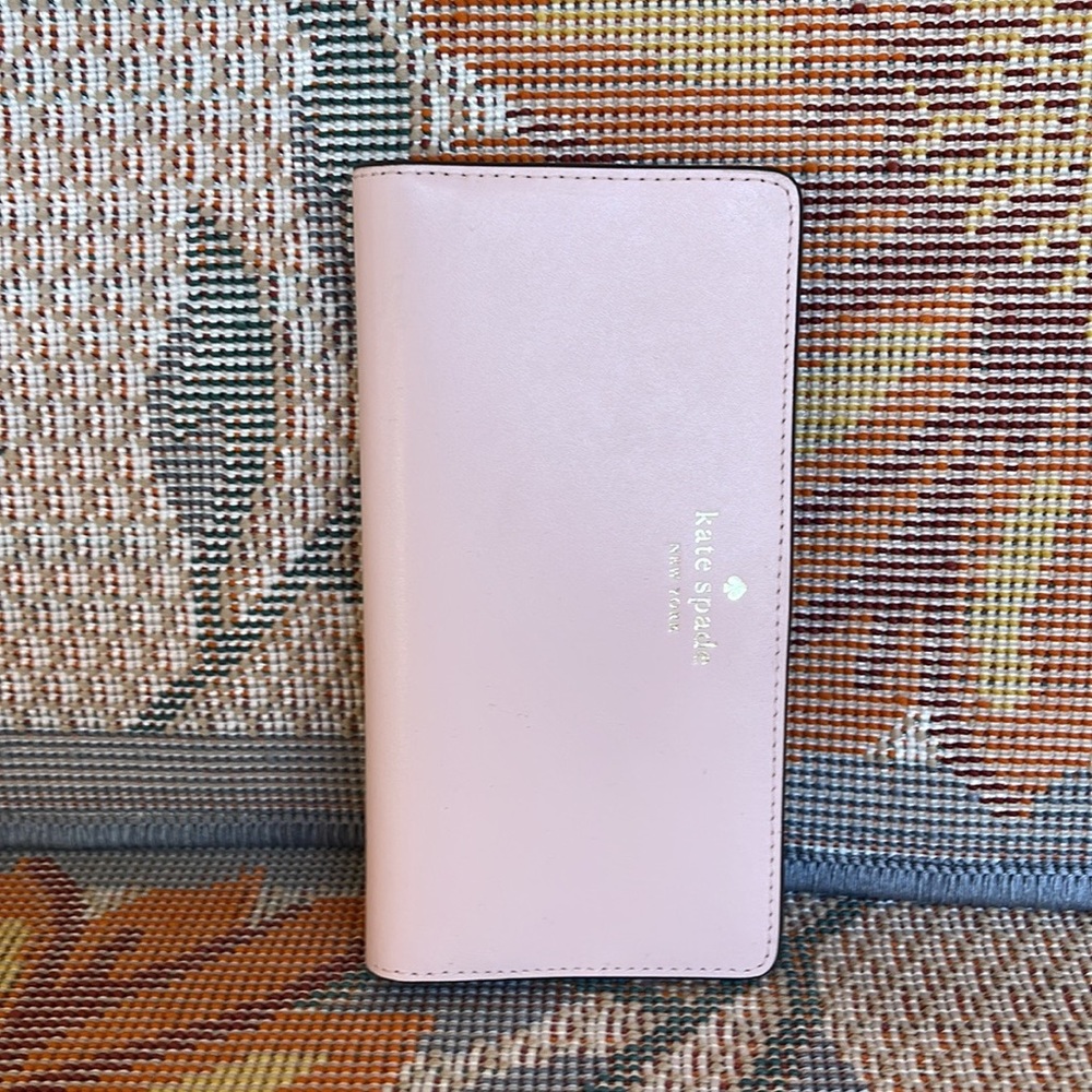 Kate Spade Schuyler Large Slim Bifold Wallet Clutch 
Chalk Pink 
NWT - Picture 15 of 16